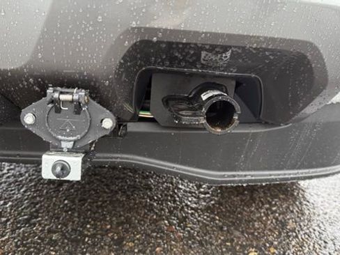 Used 2022 Chevrolet Colorado Z71 image 11