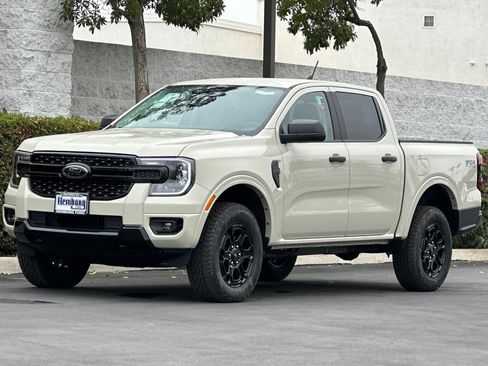 New 2025 Ford Ranger XLT w/ FX4 Off-Road Package image 8