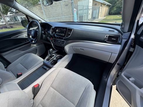 Used 2019 Honda Pilot EX image 30