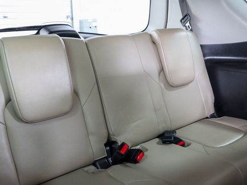 Used 2022 INFINITI QX80 Premium Select w/ All-Season Package RWD image 32