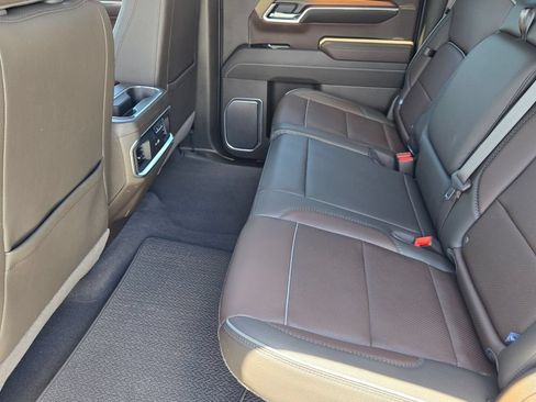 Used 2025 GMC Sierra 1500 Denali AWD/4WD image 14