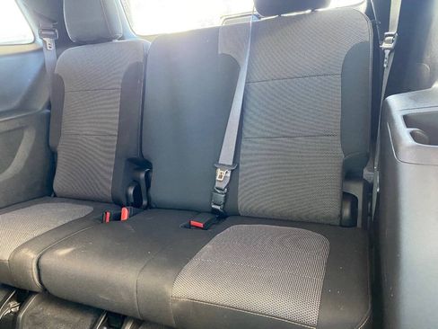 Used 2018 Chevrolet Traverse LT FWD image 13