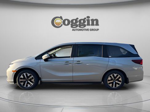 New 2026 Honda Odyssey EX-L image 3