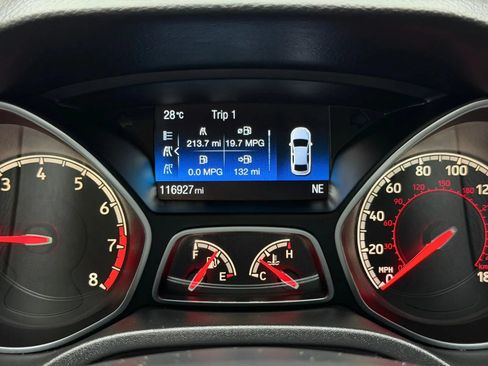 Used 2018 Ford Focus ST FWD image 37