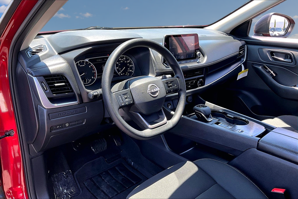 Certified 2026 Nissan Rogue S FWD image 17