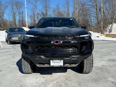 Used 2024 Chevrolet Colorado ZR2 w/ ZR2 Convenience Package III image 2