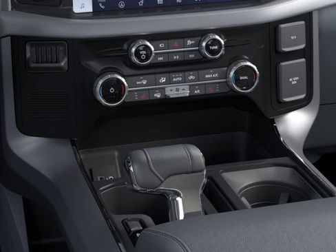 New 2025 Ford F150 Lightning XLT image 18