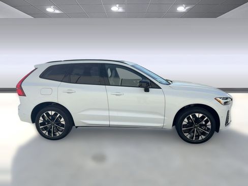 New 2026 Volvo XC60 B5 Plus w/ Protection Package Premier image 8