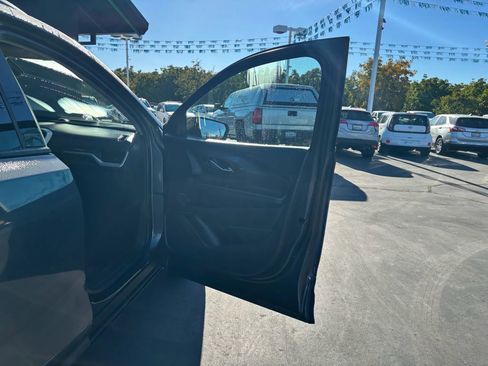 Used 2020 GMC Terrain SLT w/ Preferred Package image 13