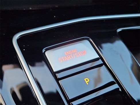 New 2026 Volkswagen GTI SE image 16