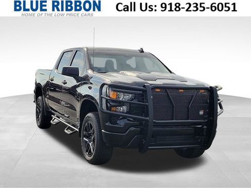 Used 2024 Chevrolet Silverado 1500 Custom Trail Boss w/ Midnight Edition AWD/4WD image 1