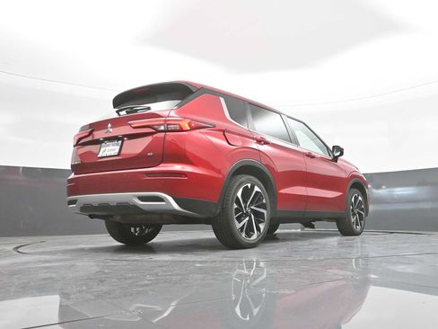 Used 2024 Mitsubishi Outlander SE AWD/4WD image 60
