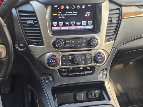 Used 2016 GMC Yukon XL Denali w/ Open Road Package AWD/4WD image 18