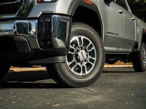 New 2026 GMC Sierra 3500 SLE w/ SLE Value Package image 6