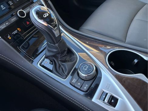 Used 2018 INFINITI Q50 Luxe w/ Essential Package (3.0T Luxe) AWD/4WD image 23