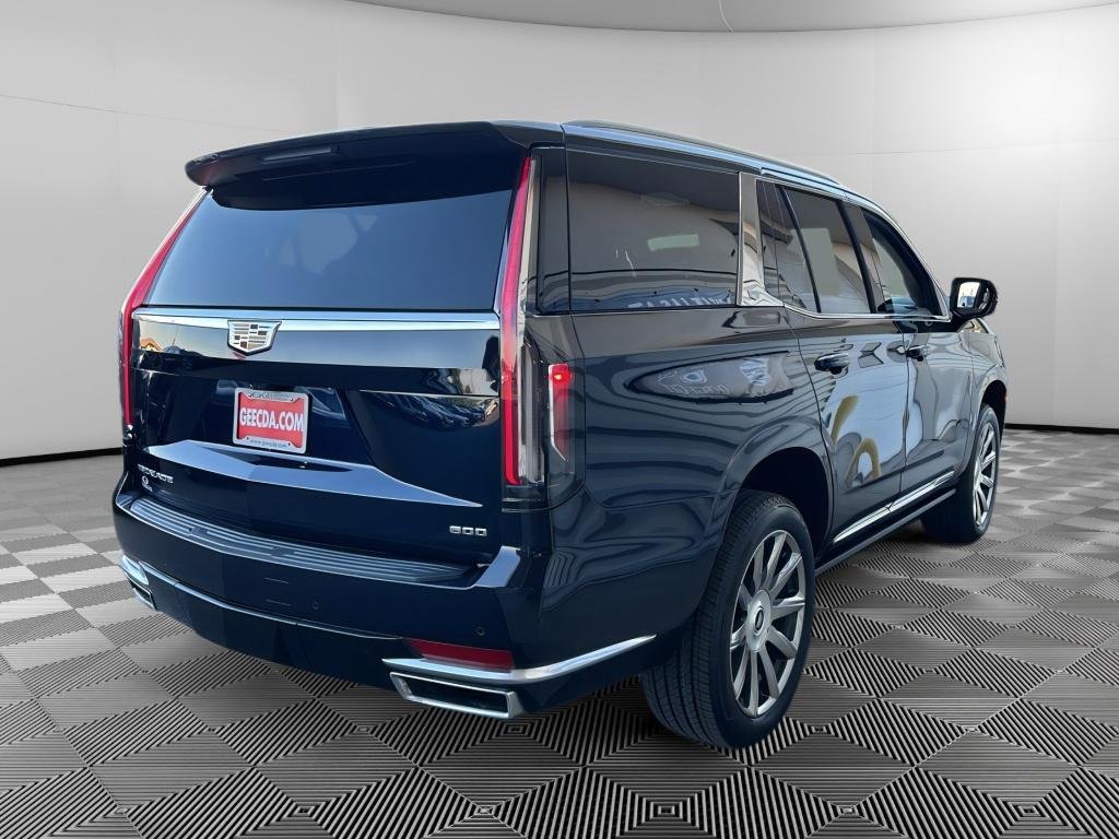 Used 2021 Cadillac Escalade Premium Luxury Platinum AWD/4WD image 4
