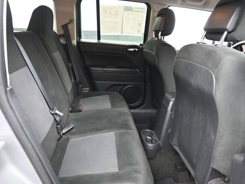 Used 2016 Jeep Patriot Sport w/ Power Value Group image 8