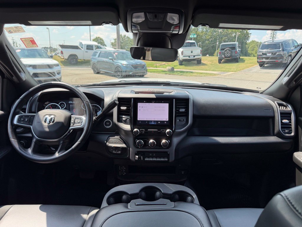 Used 2025 RAM 3500 Tradesman w/ Chrome Appearance Group AWD/4WD image 39