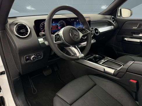 New 2026 Mercedes-Benz GLB 250 image 4