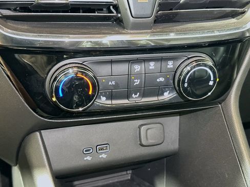 Used 2024 Buick Encore GX Sport Touring w/ Comfort Package FWD image 13