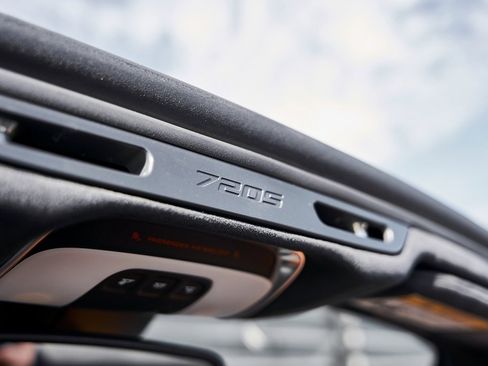 Used 2020 McLaren 720S Performance image 75