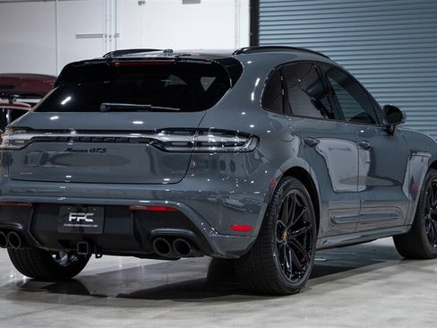 Used 2022 Porsche Macan GTS AWD/4WD image 13