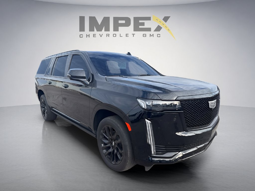 Used 2023 Cadillac Escalade ESV Sport w/ LPO, ONYX Package AWD/4WD image 7
