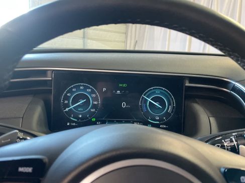 Used 2025 Hyundai Tucson Limited image 29