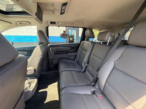 Used 2015 Honda Odyssey Touring image 13