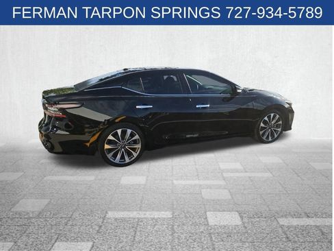 Used 2023 Nissan Maxima Platinum w/ Sport Mat Group FWD image 9