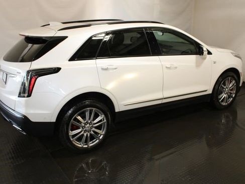 Certified 2024 Cadillac XT5 Sportv w/ Technology Package AWD/4WD image 6