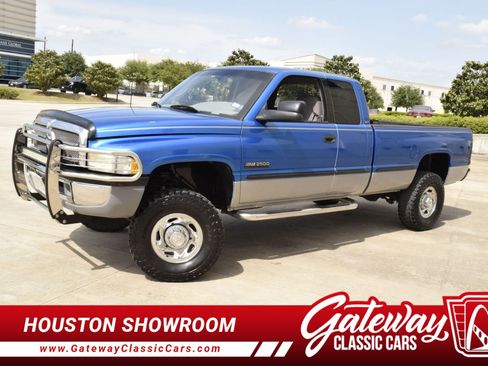 Used 1998 Dodge Ram 2500 Truck 2500 image 2