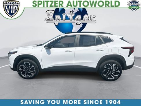 Used 2025 Chevrolet Trax RS FWD image 6