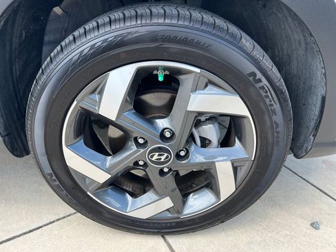 Certified 2026 Hyundai Venue SEL FWD image 5