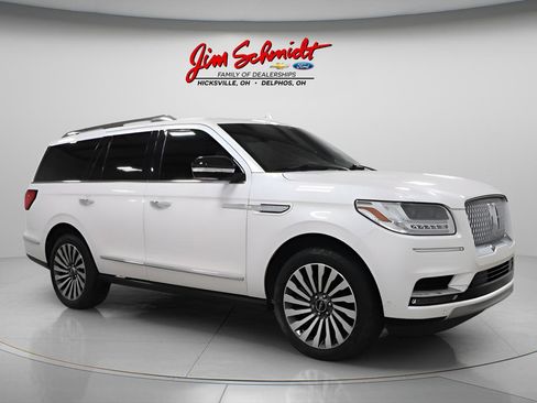 Used 2019 Lincoln Navigator Reserve AWD/4WD image 2