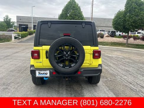 Used 2022 Jeep Wrangler Unlimited Sahara w/ Cold Weather Group AWD/4WD image 4