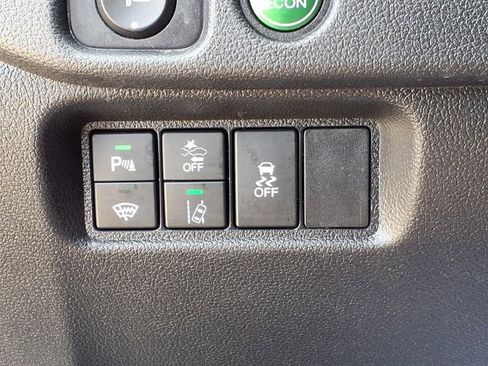 Used 2022 Honda Pilot Touring image 28