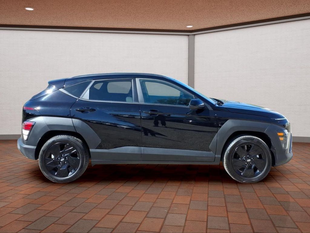 Used 2026 Hyundai Kona SEL Sport FWD image 8