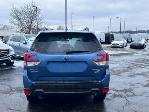 Used 2022 Subaru Forester Limited image 9