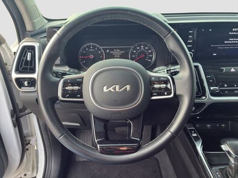 Used 2022 Kia Sorento SX image 18