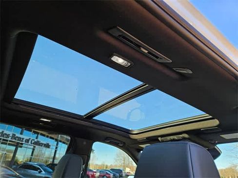 Used 2023 Cadillac Escalade Premium Luxury w/ LPO, Floor Liner Package image 20