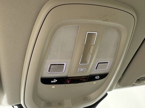 Used 2023 Volvo XC60 B5 Ultimate w/ Climate Package image 34