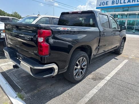 Used 2023 Chevrolet Silverado 1500 LT AWD/4WD image 4
