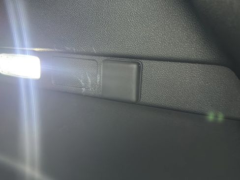 Used 2025 Chevrolet Equinox LT w/ Convenience Package II image 26