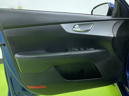 Used 2023 Kia Forte LXS w/ LXS Technology Package image 15