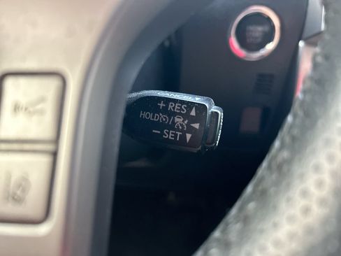 Used 2024 Toyota 4Runner SR5 RWD image 18