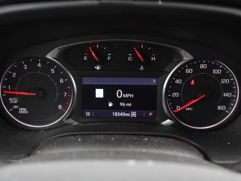 Used 2023 GMC Acadia AT4 w/ Preferred Package image 11