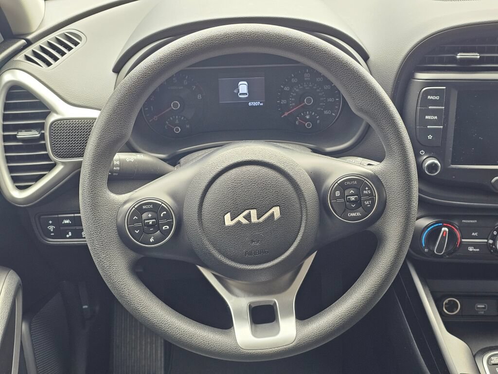 Used 2022 Kia Soul LX w/ Technology Package FWD image 18
