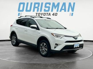 Used 2018 Toyota RAV4 XLE image 1