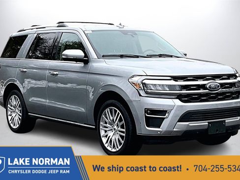 Used 2024 Ford Expedition Limited image 1